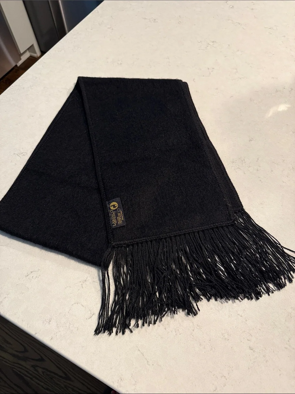 Larisco NWOT 100% alpaca Black unisex scarf Made in Peru